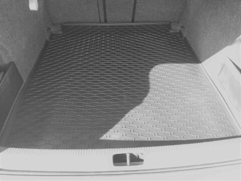 Vana do kufru gumová Volkswagen Passat B7 Sedan 2011- | RIGUM
